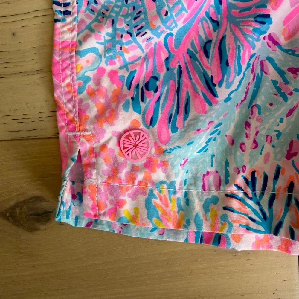 Lilly Pulitzer Boys Junior Capri Trunk Swim Shorts Coral Print Pink Blue XS 2-3